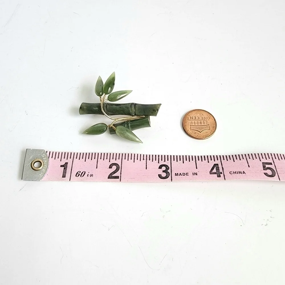 Vintage Faux Jade Bamboo Brooch Lucite Pin Asian Gold Tone 50s 60s‎ Retro Estate